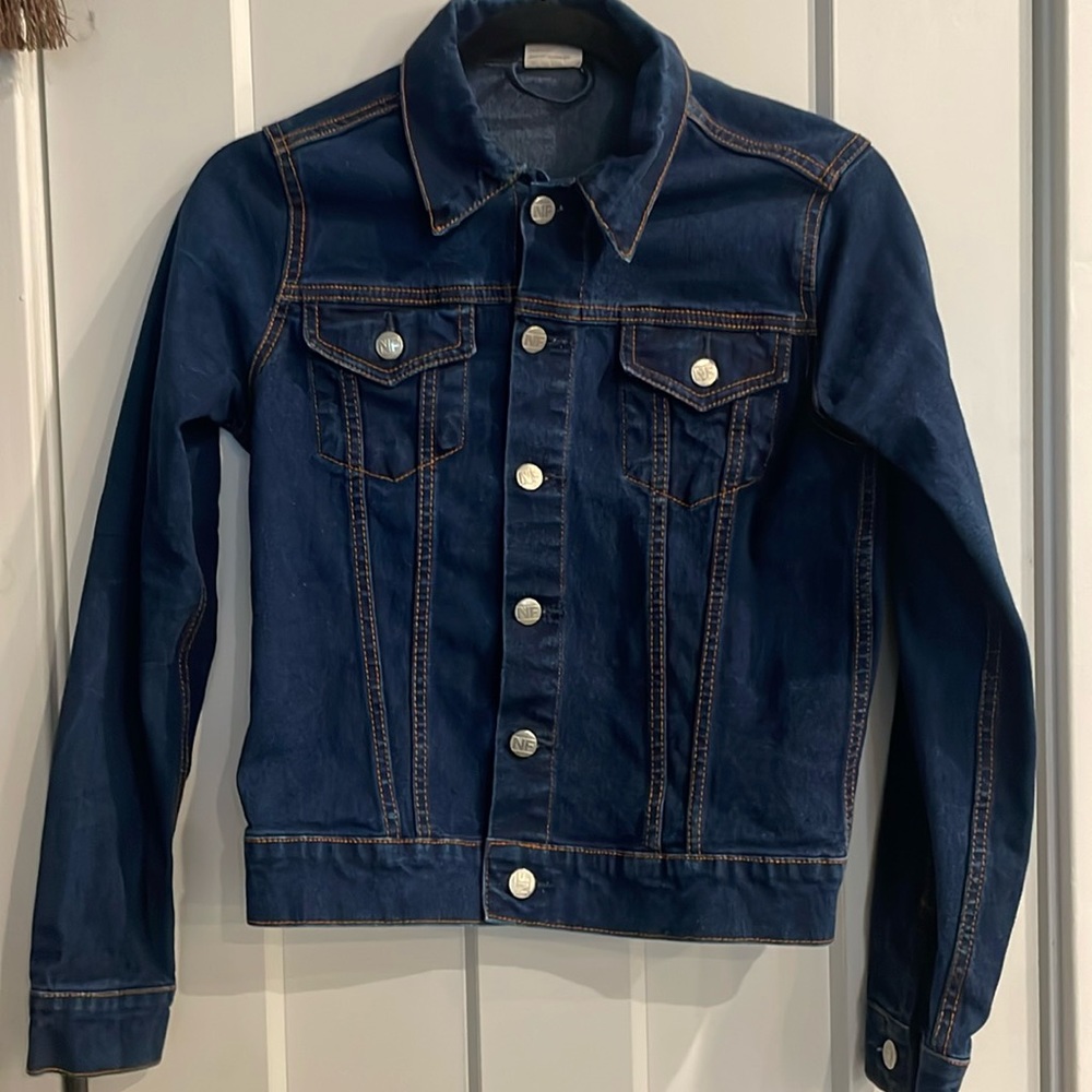 Women’s emo Jean Jacket in Dark Denim Size Small.